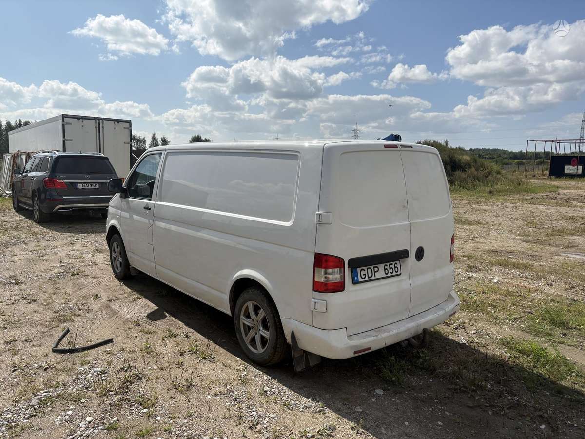 Volkswagen Transporter - 7