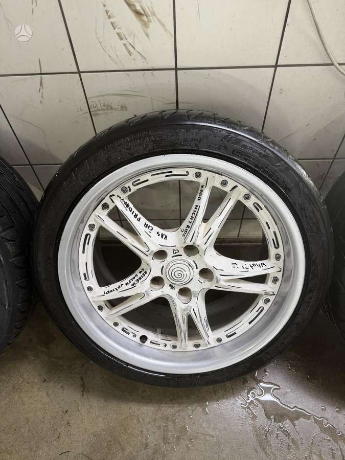 Volkswagen, light alloy, R18