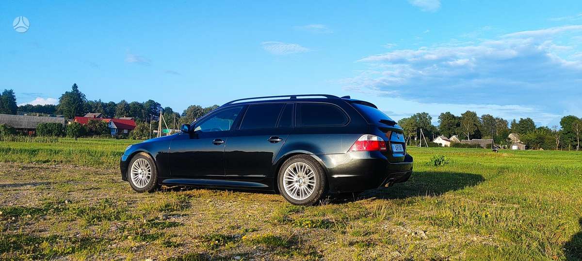 BMW 523, Универсал