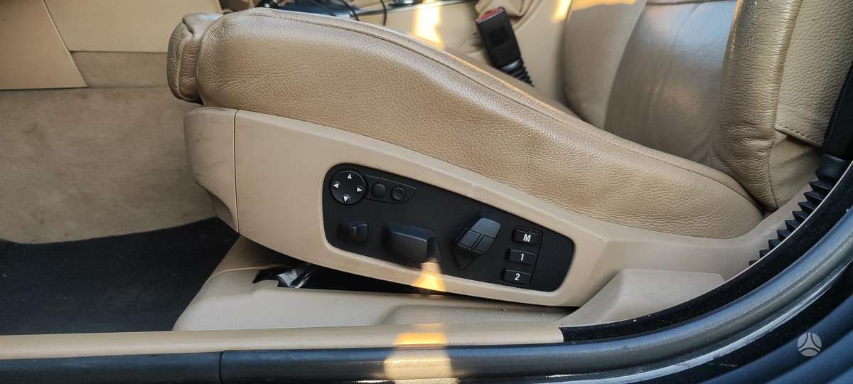BMW 523, Универсал