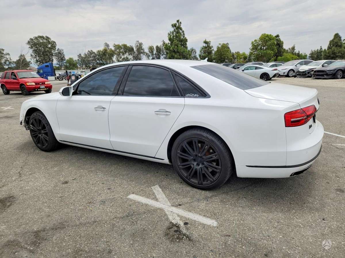 Audi A8, 3.0 l., Седан
