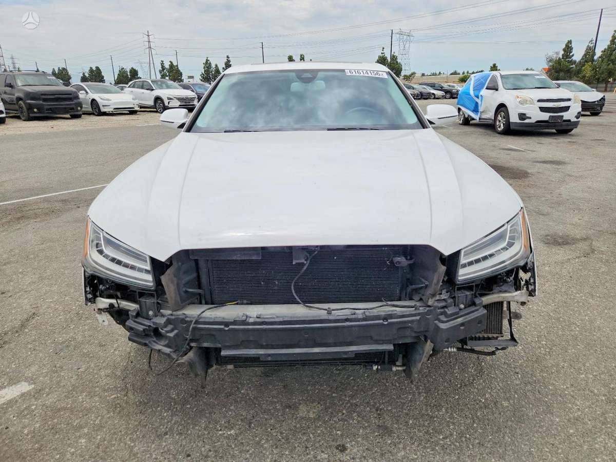 Audi A8, 3.0 l., Седан
