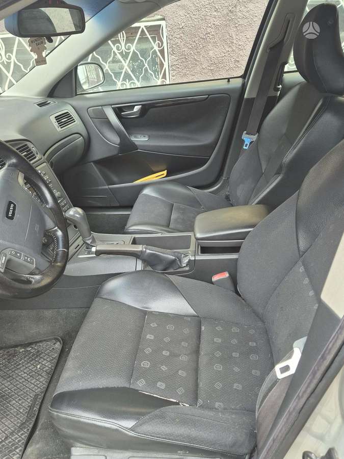 Volvo V70, 2.4 l., Универсал