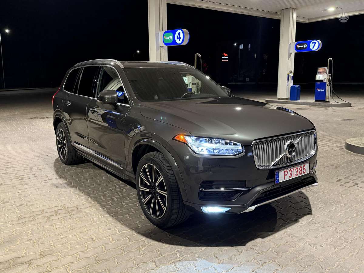 Volvo XC90 - 9