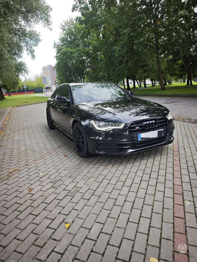 Audi S6, 4.0 l., Седан