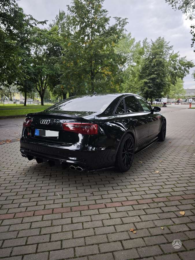 Audi S6, 4.0 l., Седан