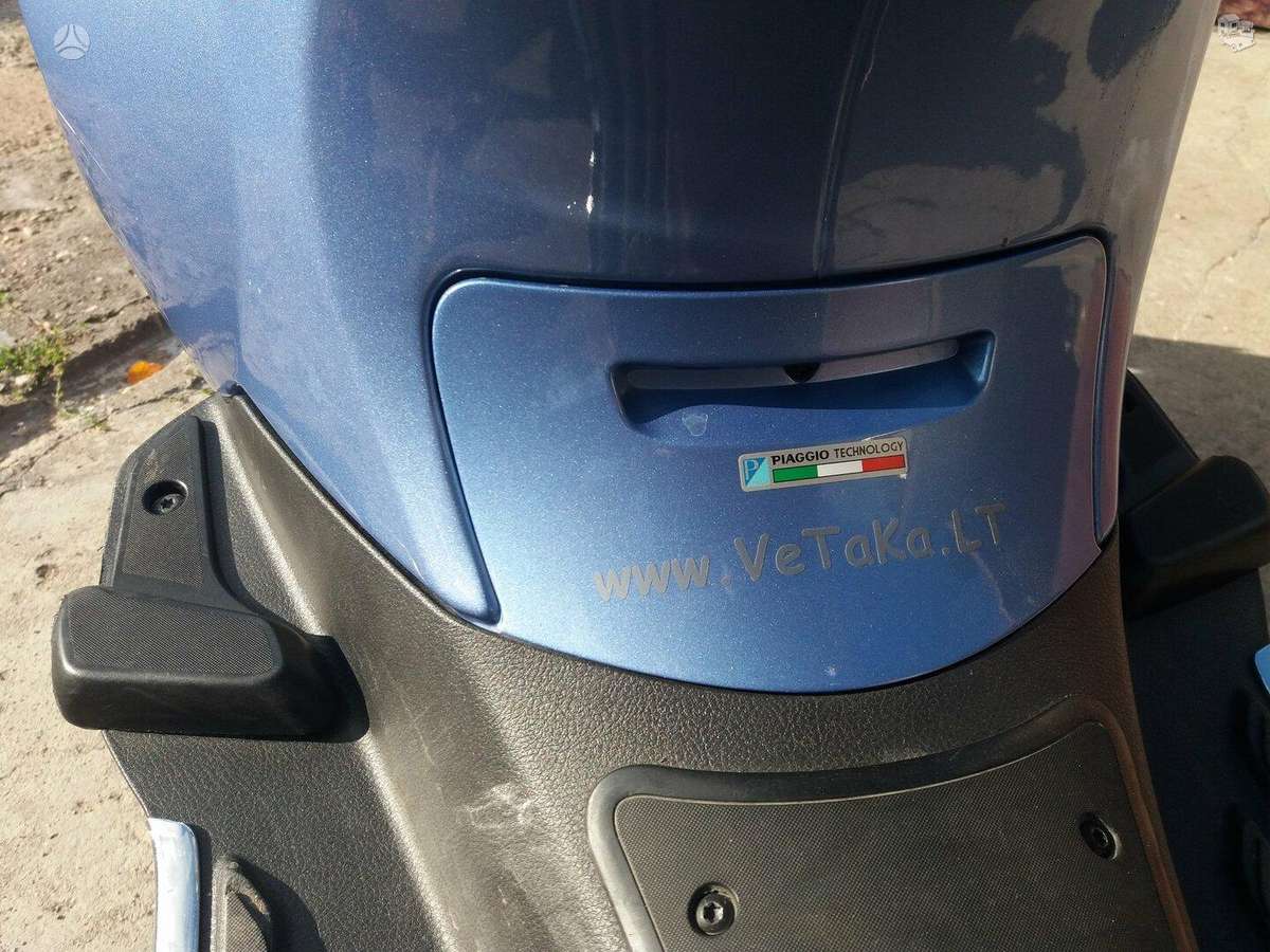 Piaggio Vespa 49cc, scooters / mopeds