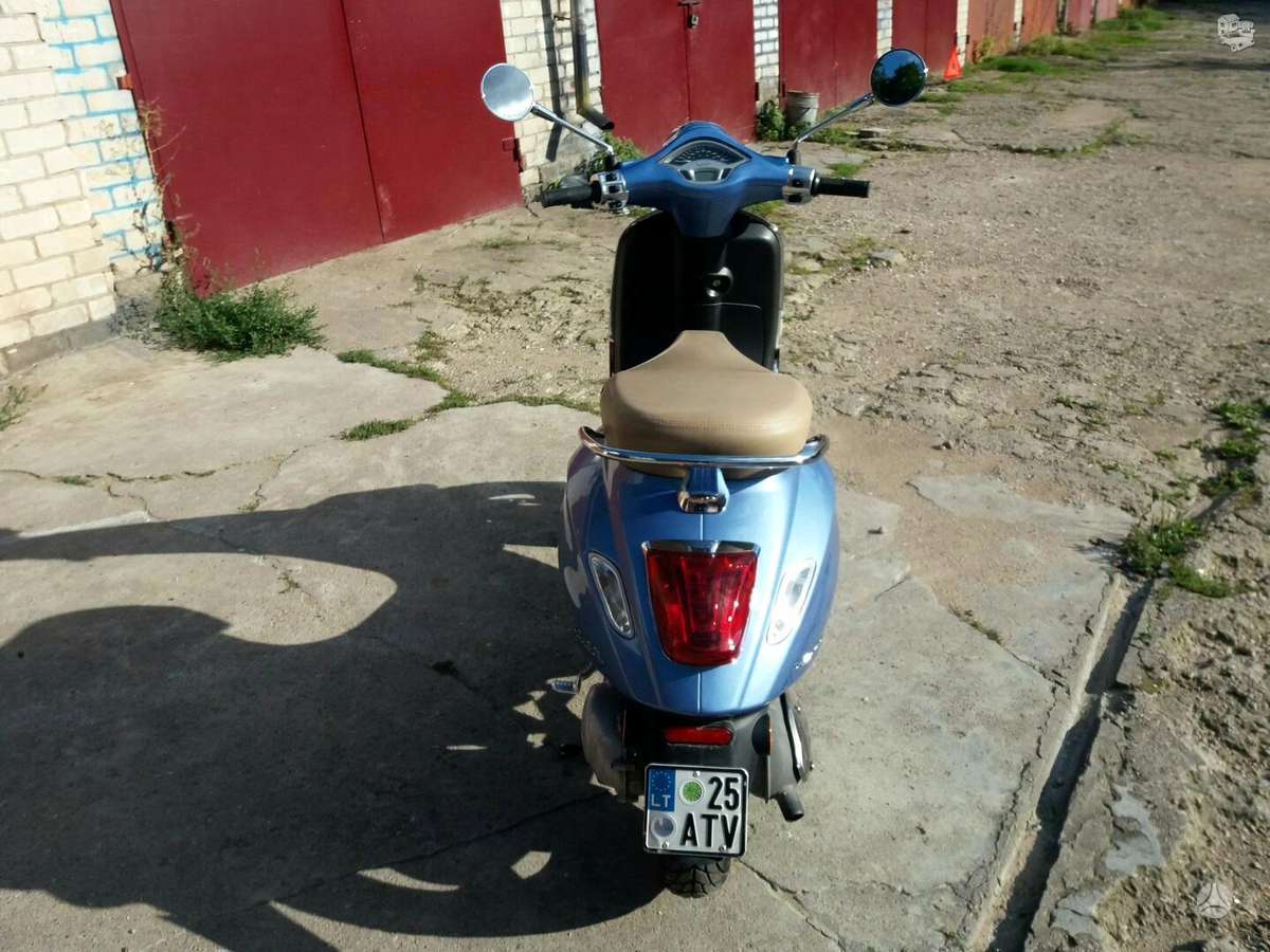 Piaggio Vespa 49cc, scooters / mopeds