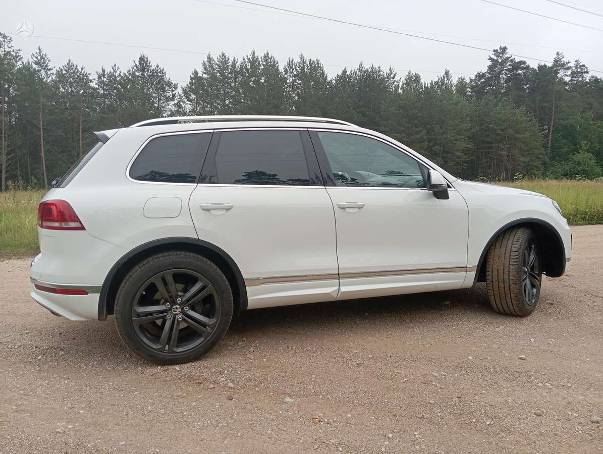 Volkswagen Touareg - 4