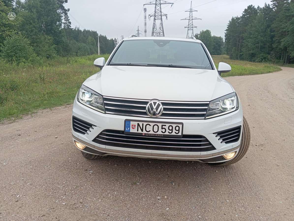 Volkswagen Touareg - 2