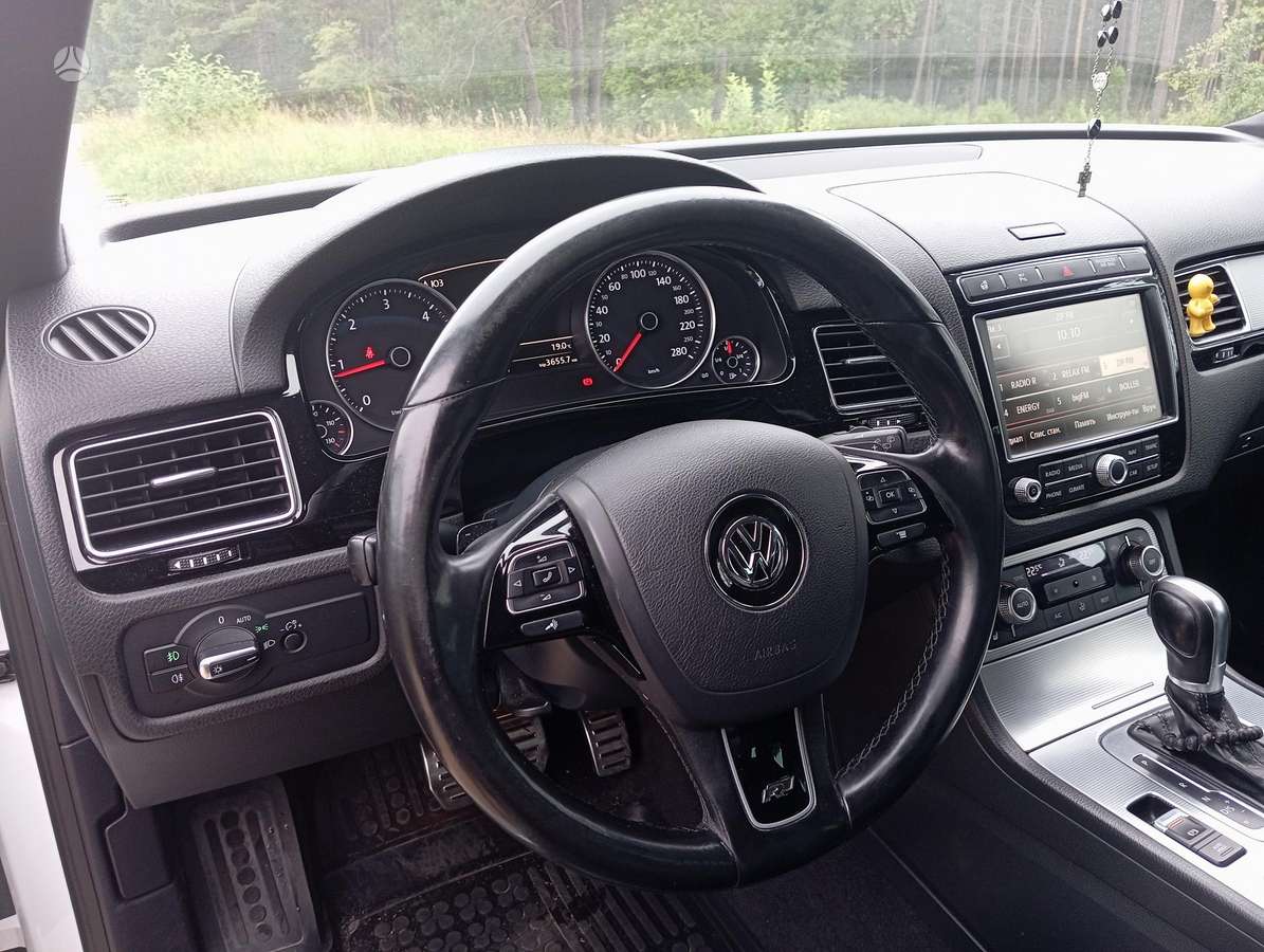 Volkswagen Touareg - 8