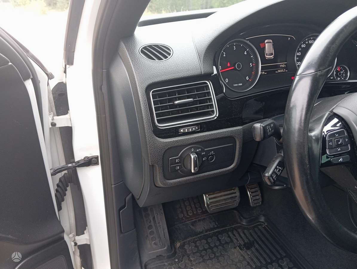 Volkswagen Touareg - 9