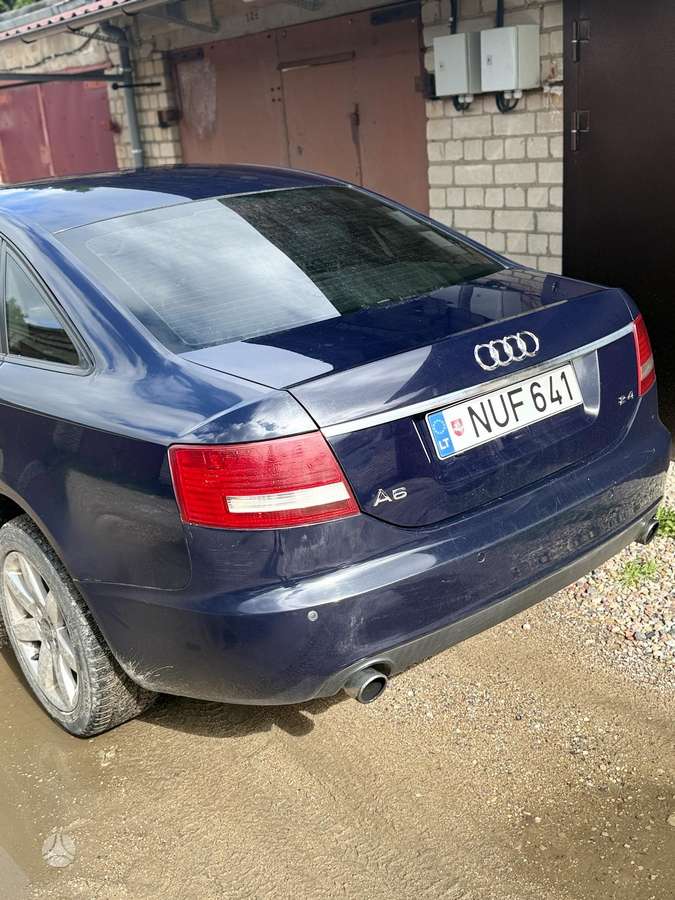 Audi A6, 2.4 l., Седан