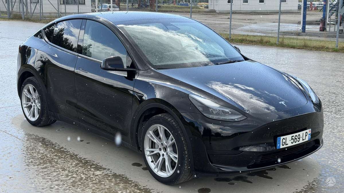 Tesla Model Y, 60 кВт·ч, Хэтчбек