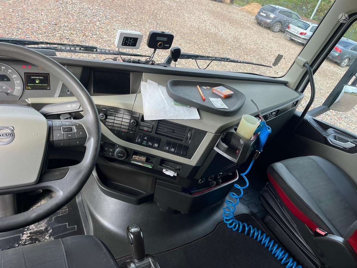 Volvo 500, double sleeper