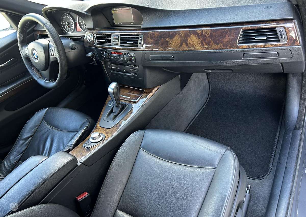 BMW 330, 3.0 l., Универсал