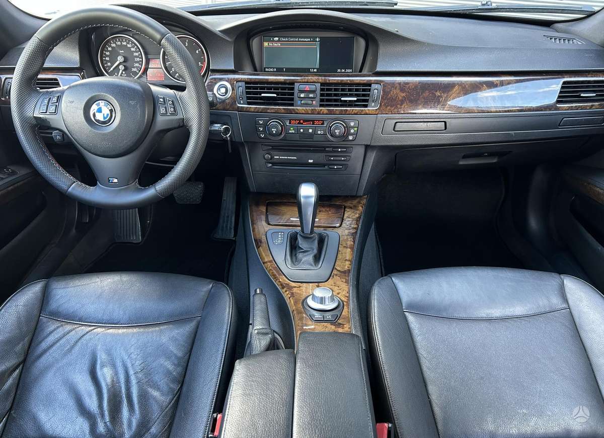 BMW 330, 3.0 l., Универсал