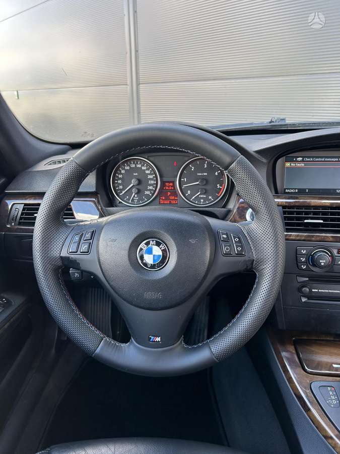 BMW 330, 3.0 l., Универсал