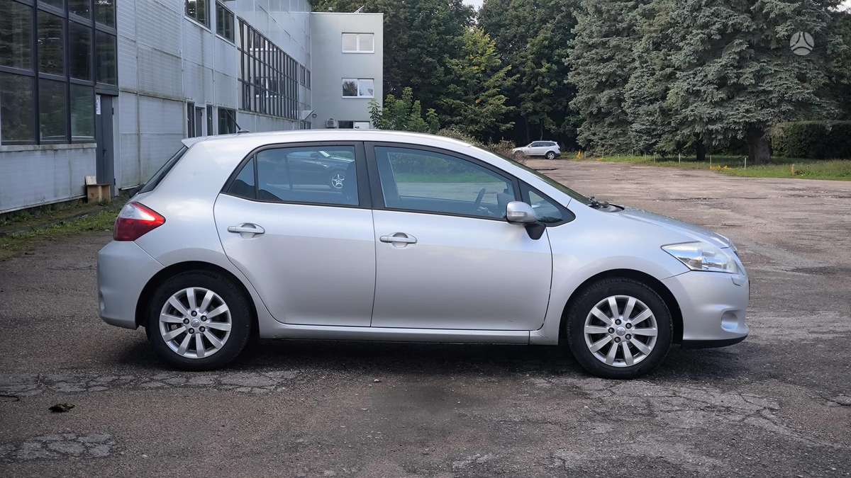 Toyota Auris - 6