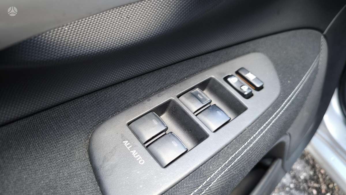 Toyota Auris - 9