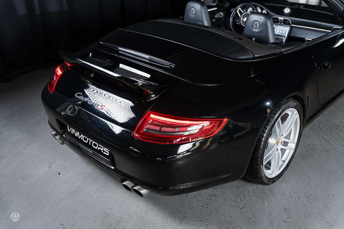 Porsche 911 - 12