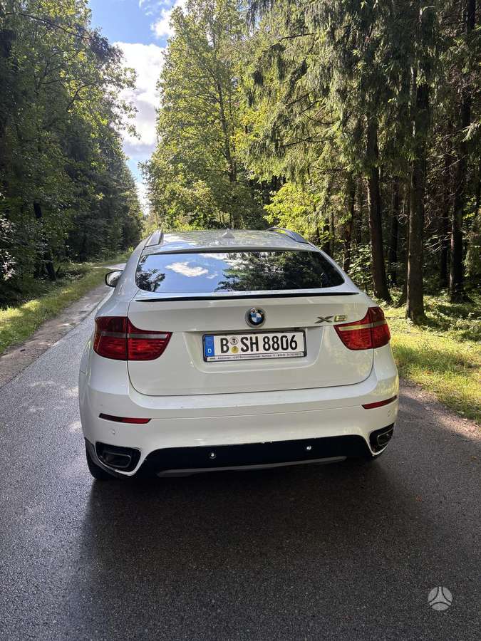 BMW X6, 3.0 l., Хэтчбек