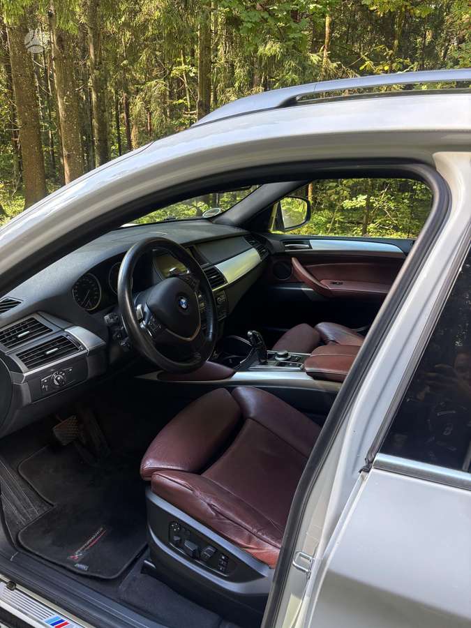 BMW X6, 3.0 l., Хэтчбек