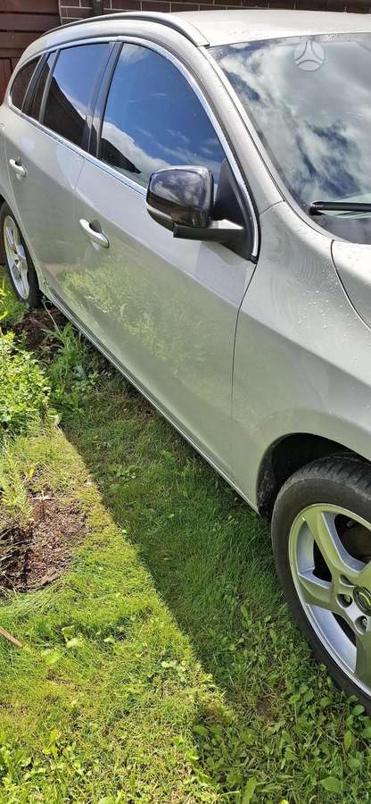Volvo V60 - 1
