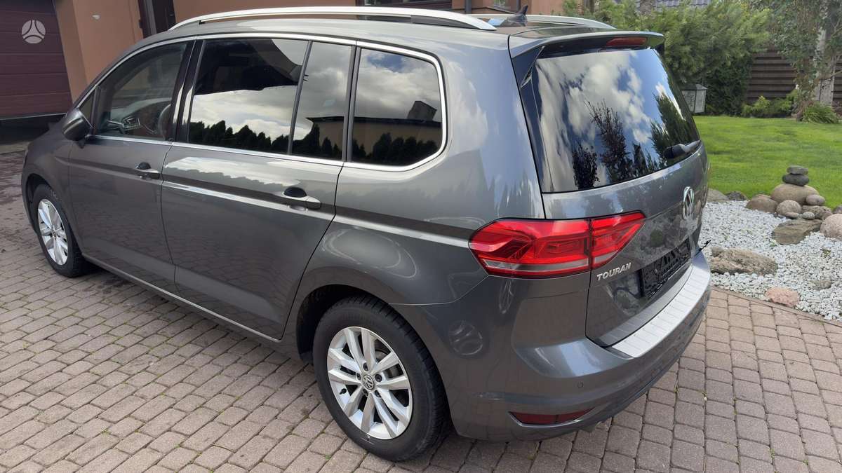 Volkswagen Touran - 7