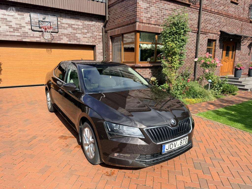 Skoda Superb, 2.0 l., Хэтчбек