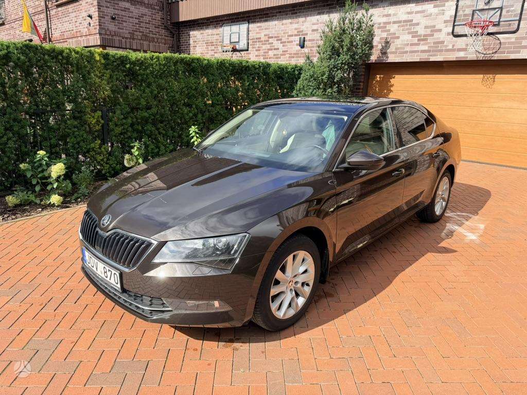 Skoda Superb, 2.0 l., Хэтчбек