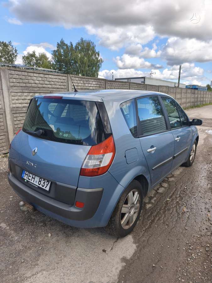 Renault Scenic - 8