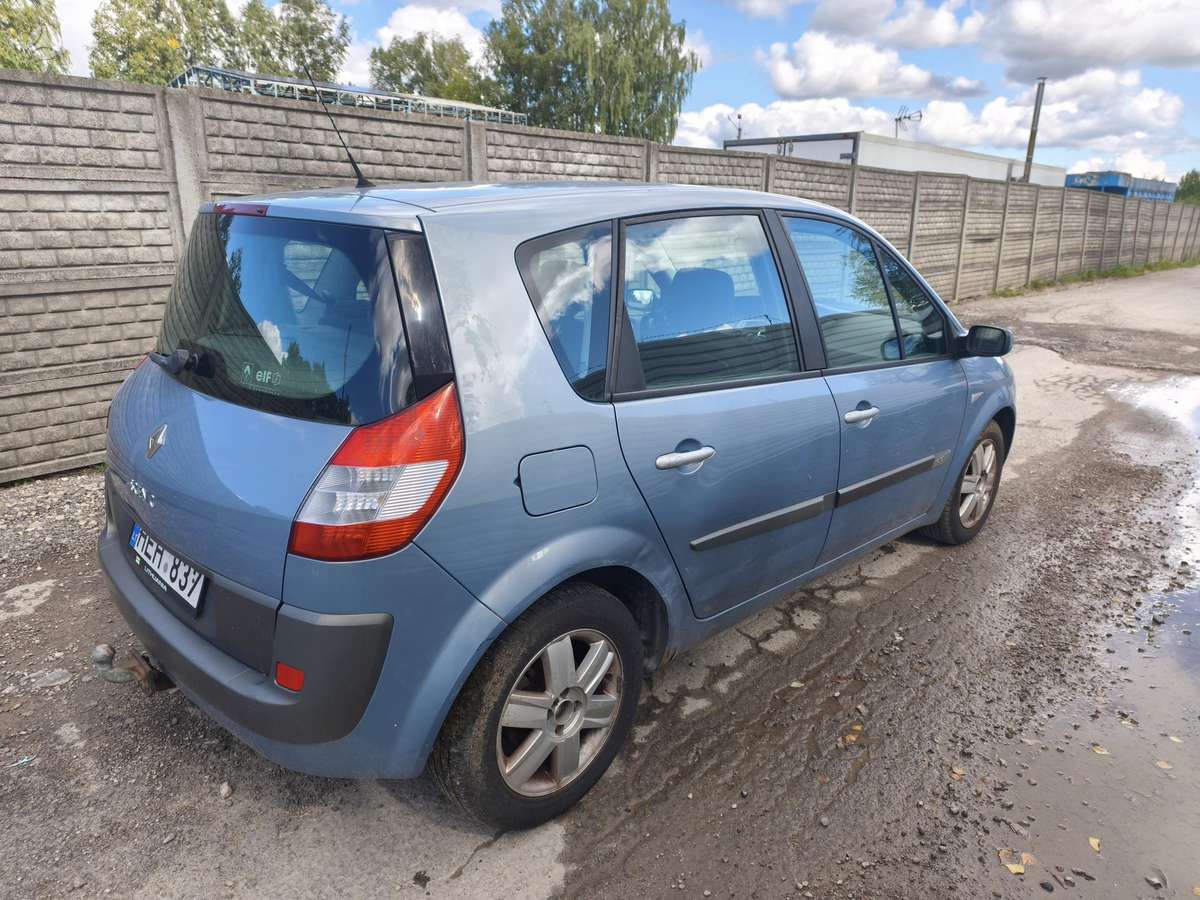 Renault Scenic - 9