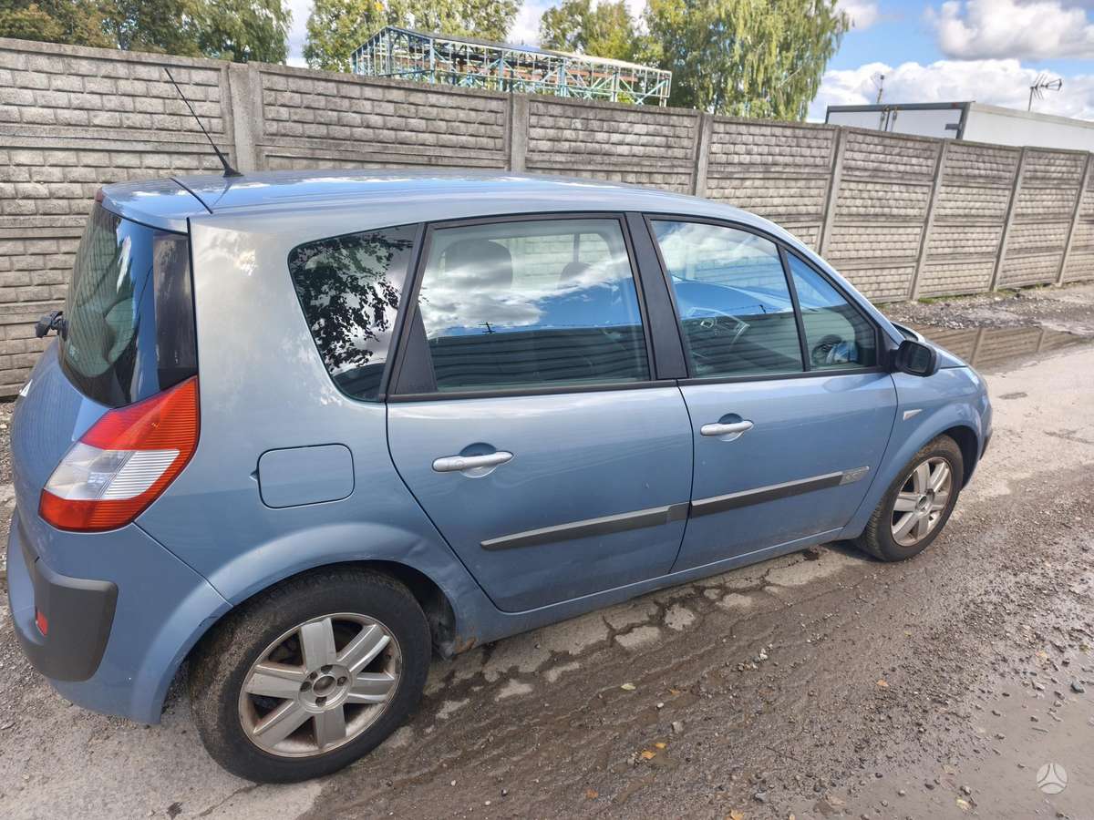 Renault Scenic - 10