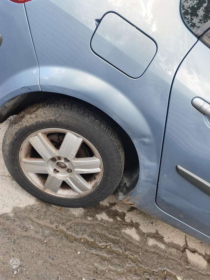 Renault Scenic - 11