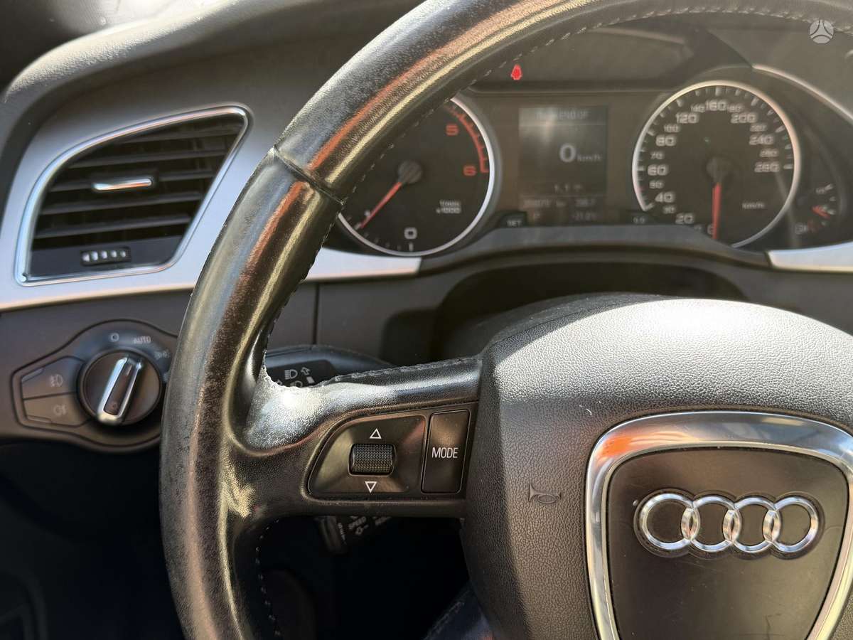 Audi A4, 2.0 l., universalas