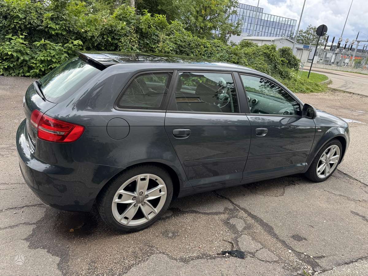 Audi A3, 2.0 l., Хэтчбек