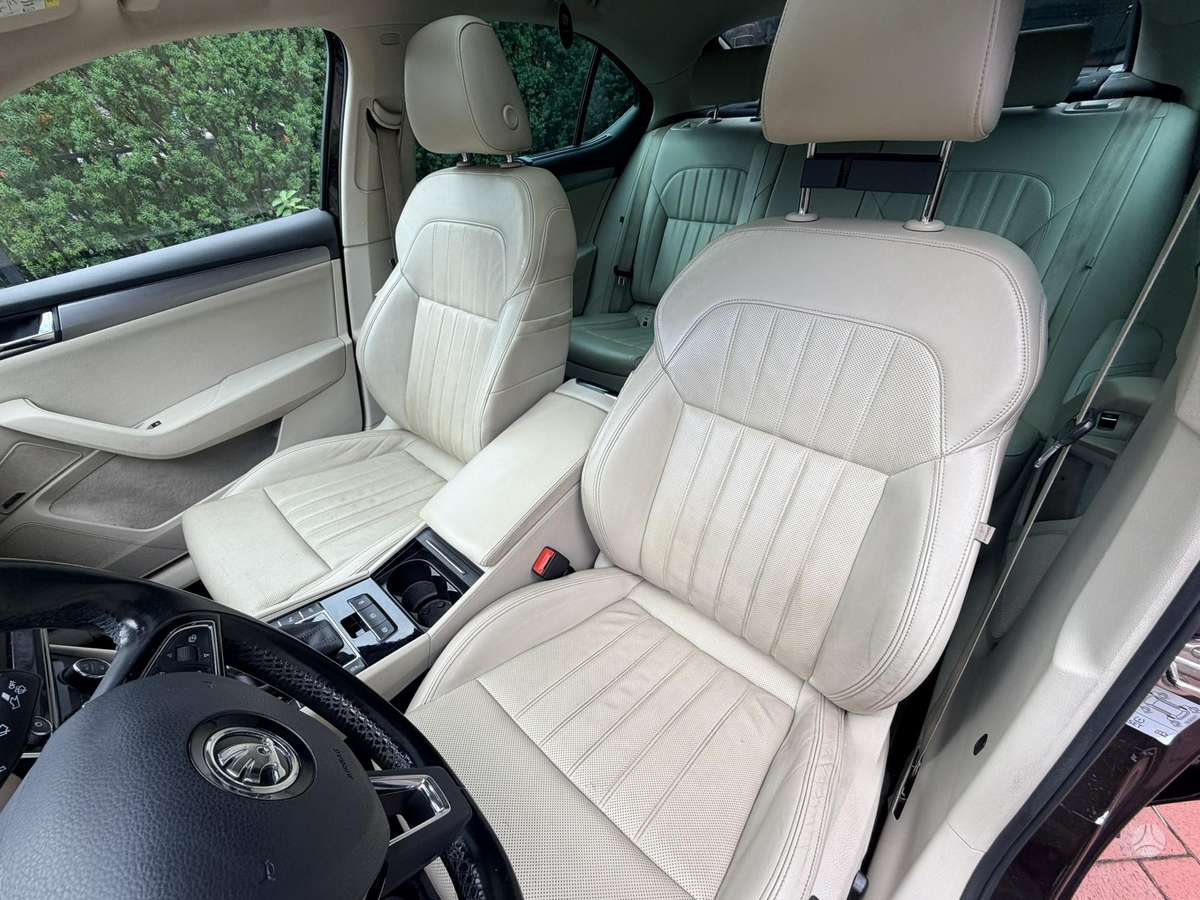 Skoda Superb, 2.0 l., Хэтчбек