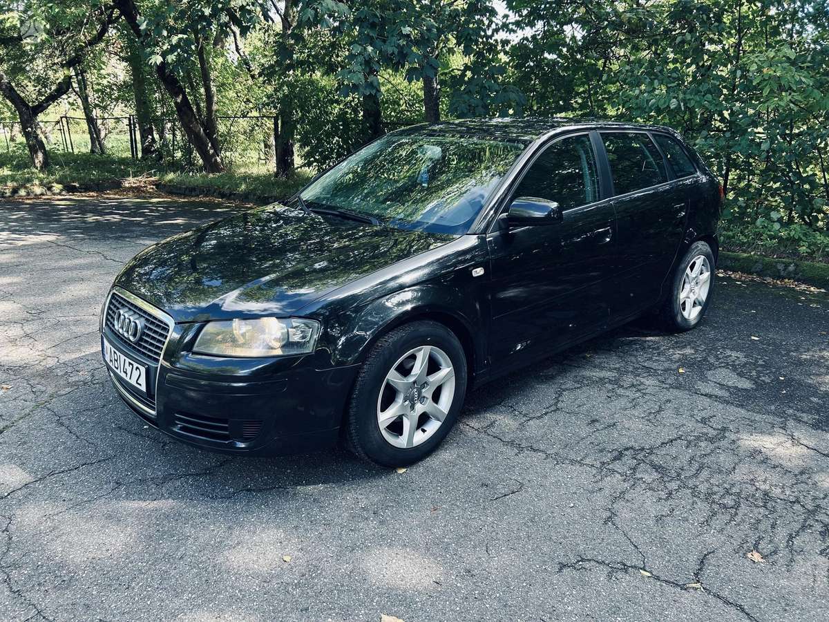 Audi A3, 1.6 l., Хэтчбек