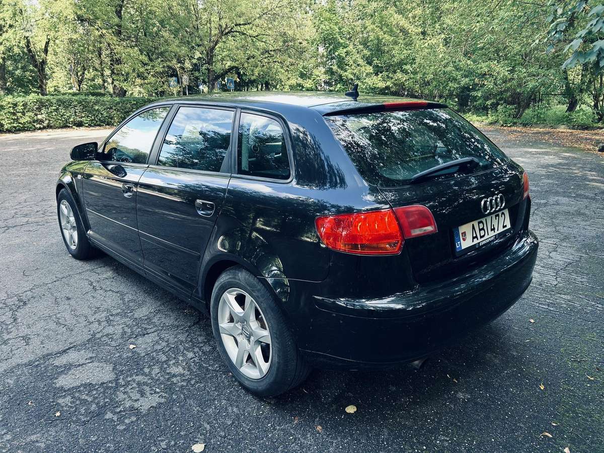 Audi A3, 1.6 l., Хэтчбек