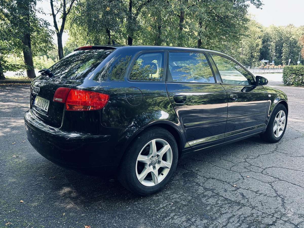 Audi A3, 1.6 l., Хэтчбек