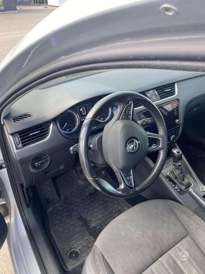 Škoda Octavia - 4