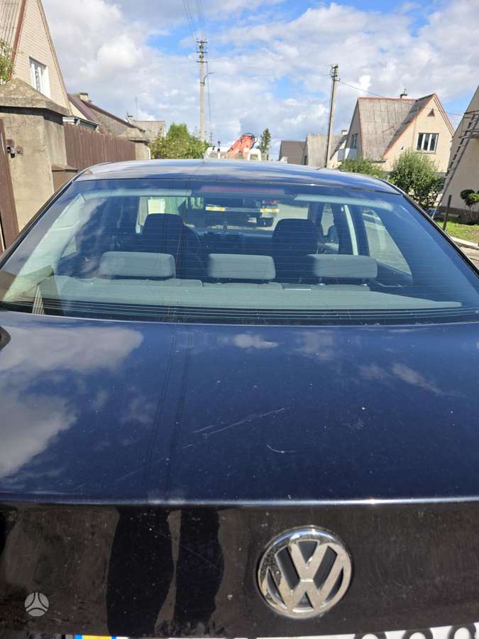 Volkswagen Jetta - 3