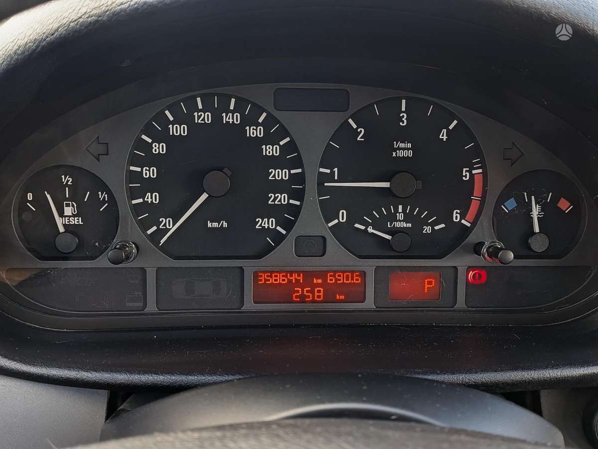 BMW 320, 2.0 l., wagon