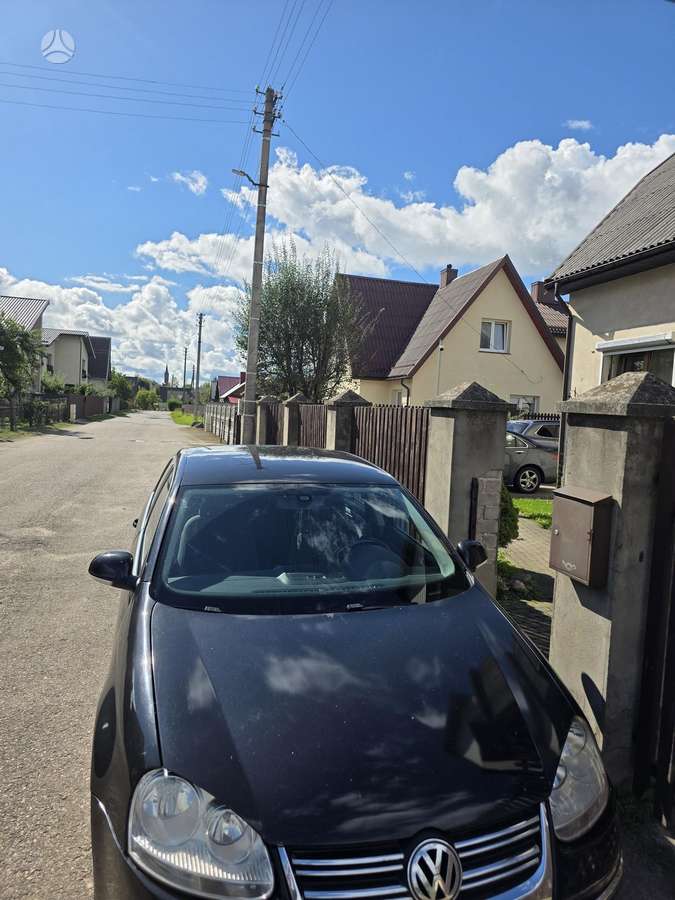 Volkswagen Jetta - 6