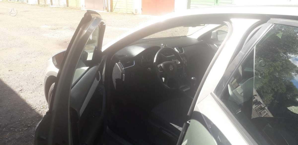 Škoda Octavia - 10