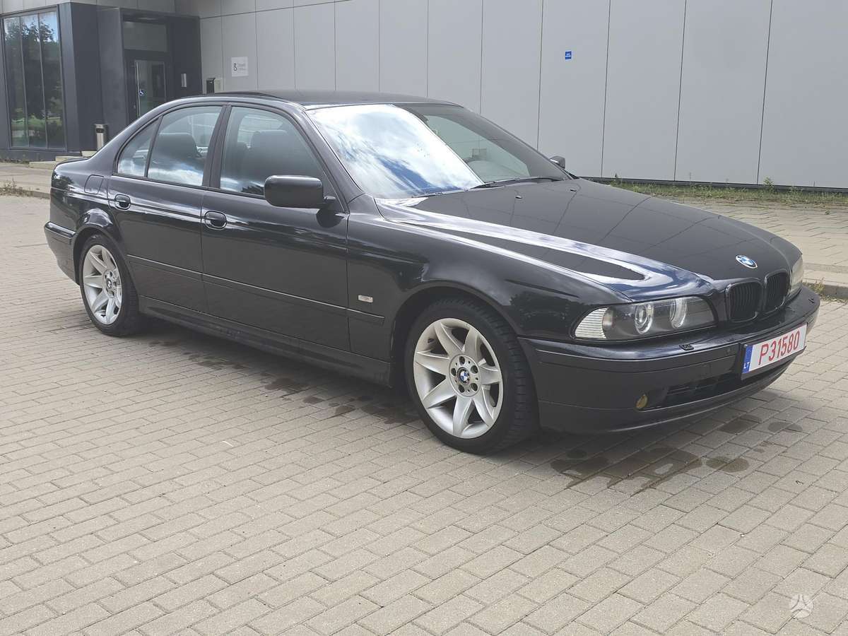 BMW 525, 2.5 l., Седан