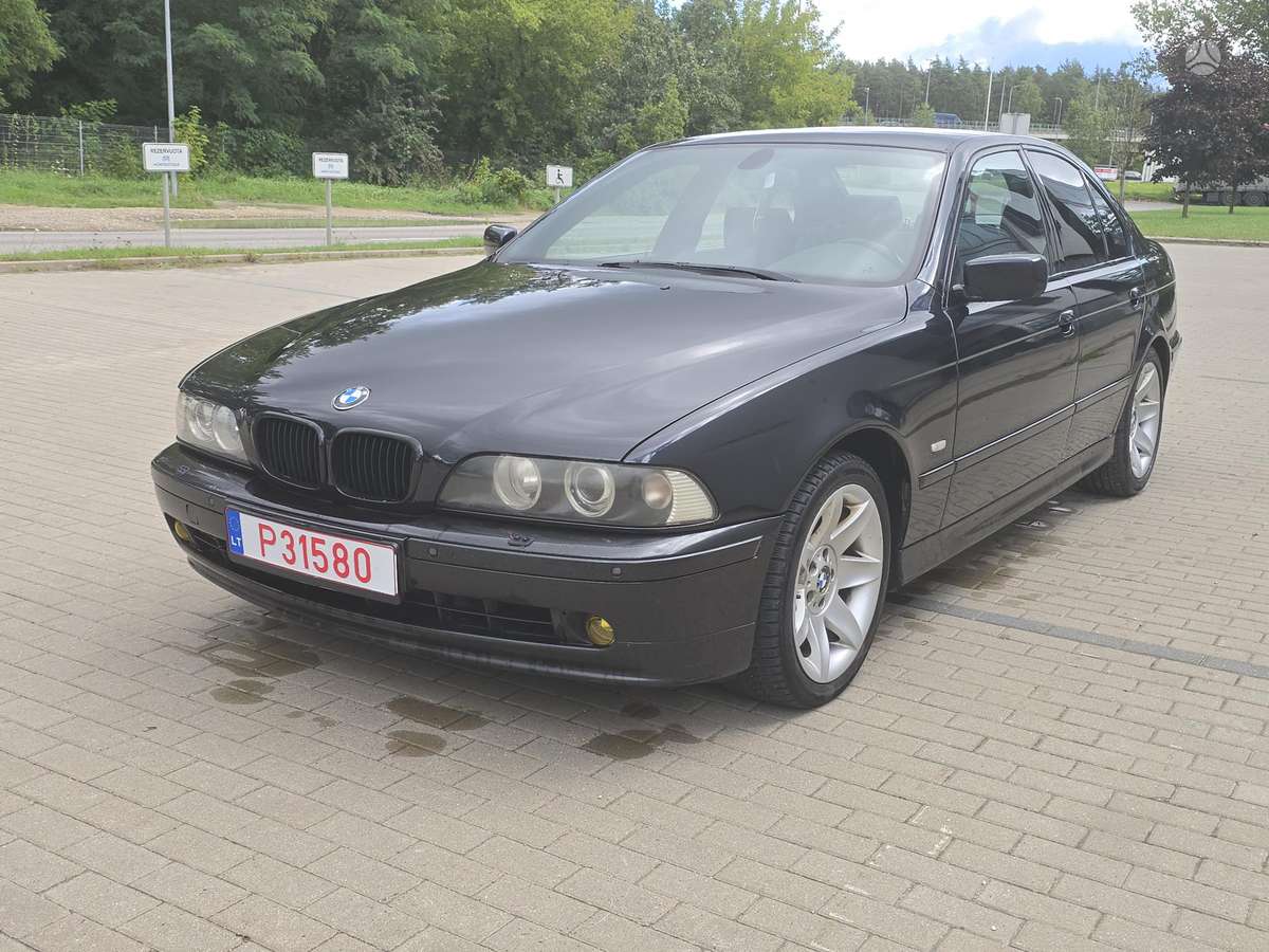 BMW 525, 2.5 l., Седан