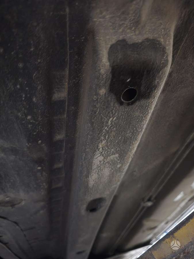 BMW 525, 2.5 l., Седан