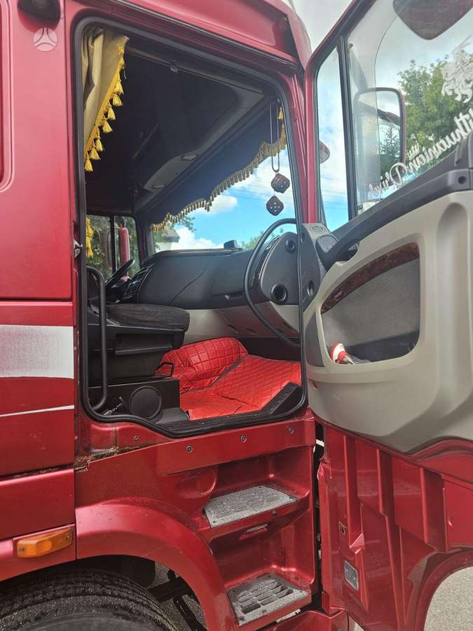DAF XF105, 2 спальных места